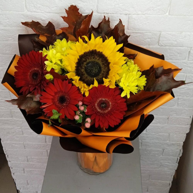 Buchet de Toamnă cu Gerbera, Floarea Soarelui și Crizantemă