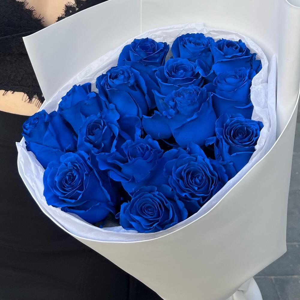 Buchet din 15 Trandafiri Albaștri