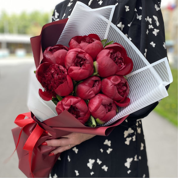 Buchet din 9 Bujori Grena